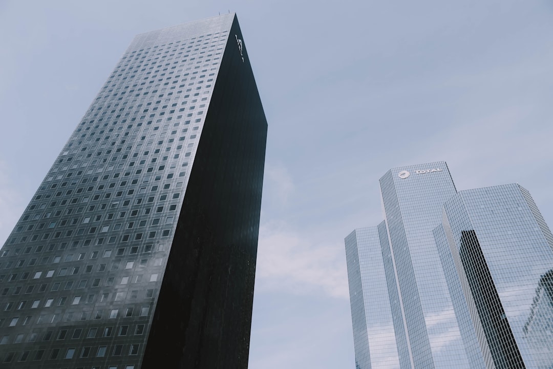 erfahren sie alles über den corporate split: definition, gründe und auswirkungen auf unternehmen und aktionäre.